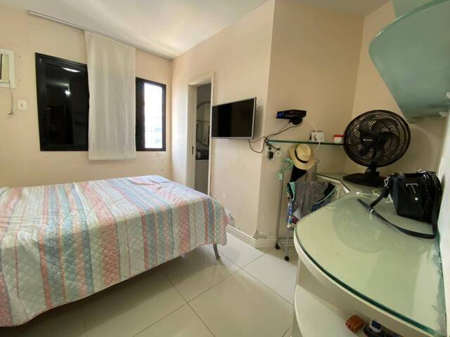 Apartamento para Venda em Salvador - 2