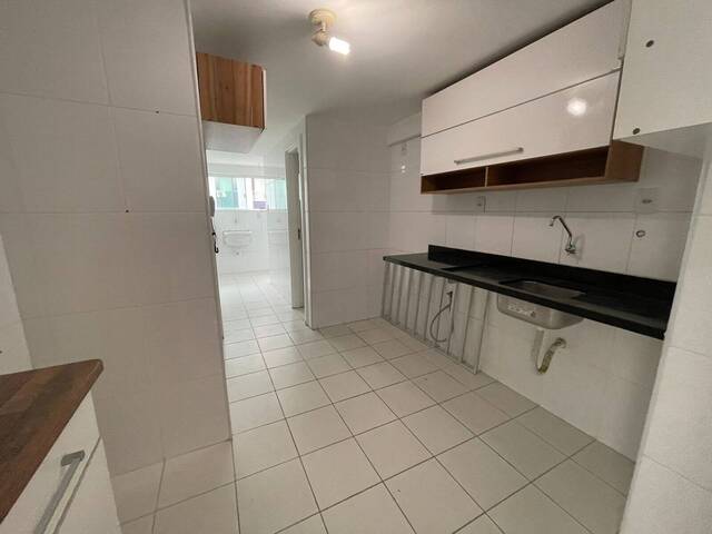 Apartamento para Venda em Salvador - 2