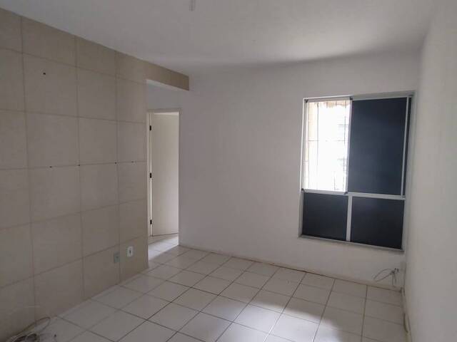 Apartamento para Venda em Salvador - 3