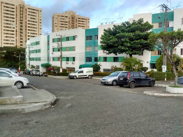 Apartamento para Venda em Salvador - 2